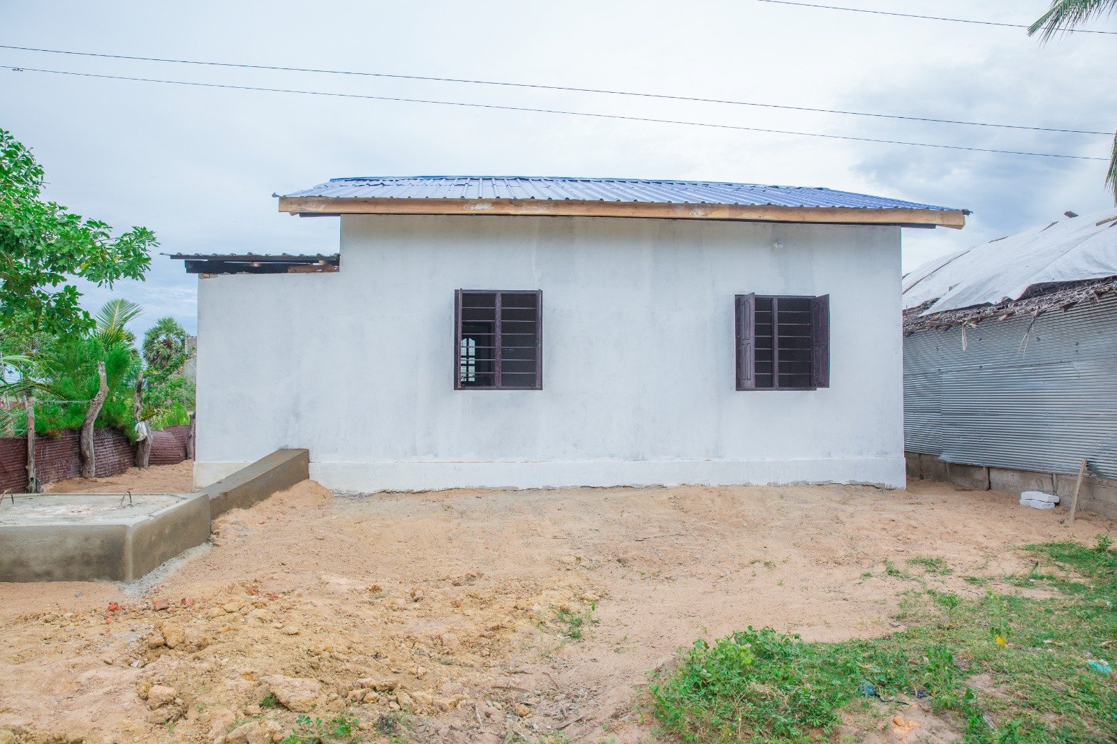 Dignified Housing for the Homeless (6)