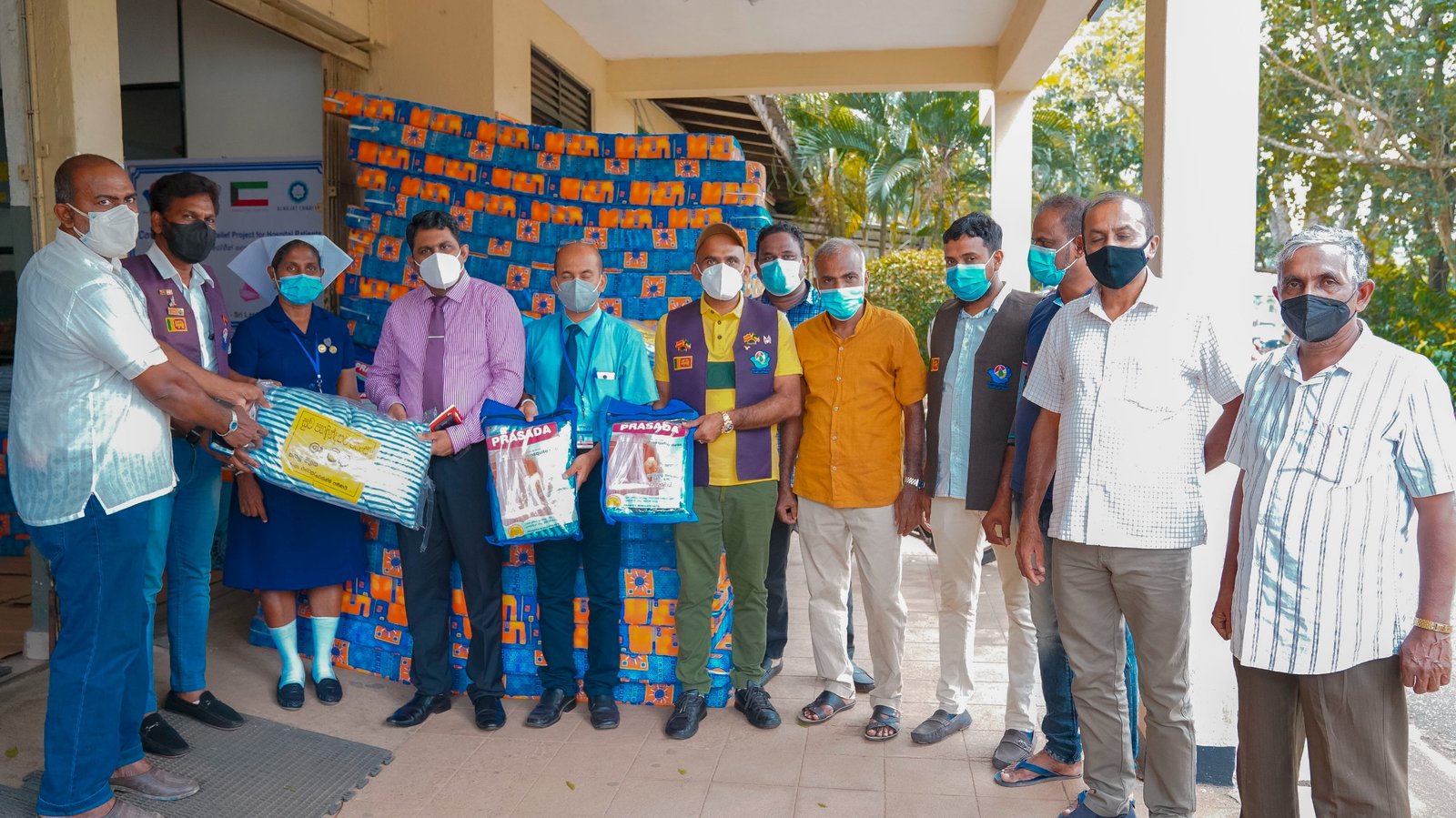 Donation of Pillows, Mattresses, and Mosquito Nets to Wathupitiwala Hospital (4)